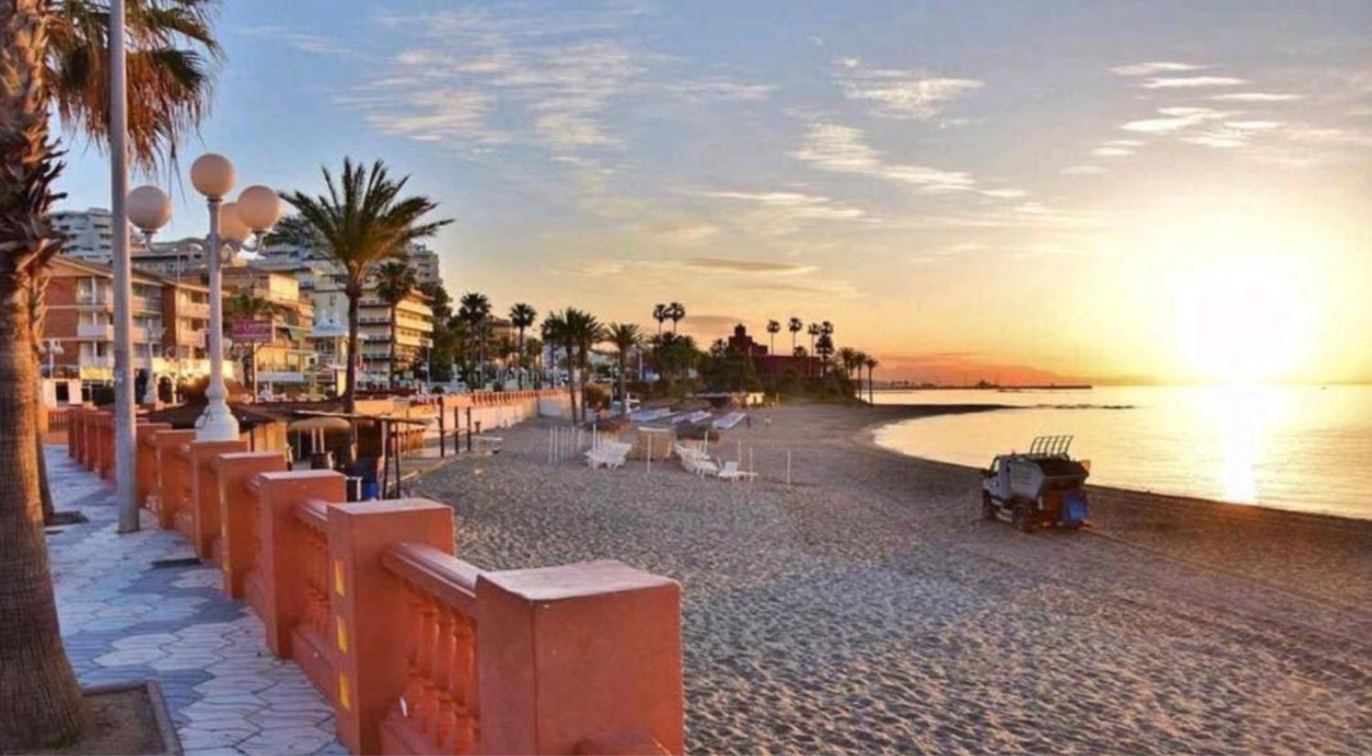 Benalbeach Casa Kito Suite 1ª Linea De Playa Benalmádena Eksteriør bilde